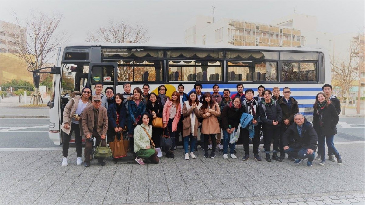 巴士旅行–朝倉